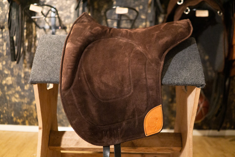 Generalüberholte Reitkissen